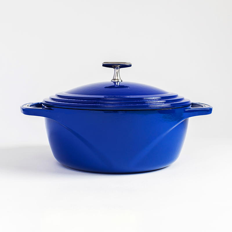 USA Enamel? Cast Iron Dutch Oven - Image 21
