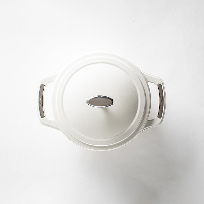 USA Enamel? Cast Iron Dutch Oven - Image 46