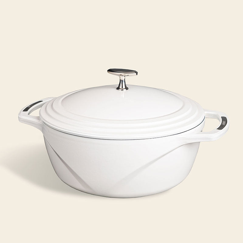 USA Enamel? Cast Iron Dutch Oven - Image 64